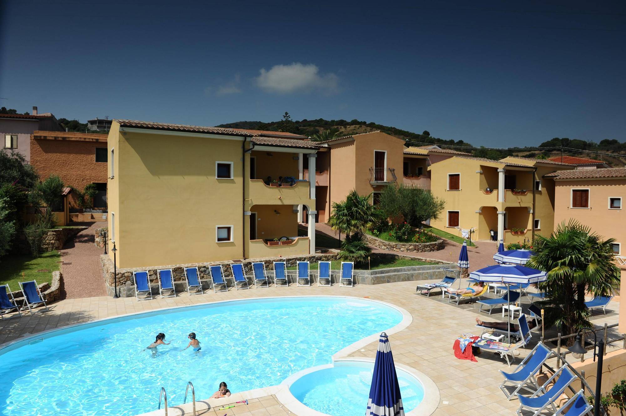 Residence Corte Dei Venti Budoni Exterior photo